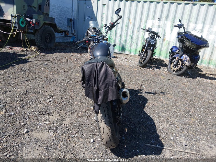 2024 Triumph motorcycle Speed VIN SMTT127Y5RNA12893 IAAI salvage auction — Unknown, Rebuildable (Florida), sold $950 on 2026-07-17 (photo 6)