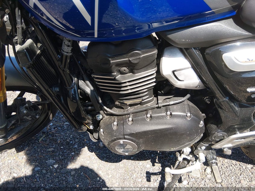 2024 Triumph motorcycle Speed VIN SMTT127Y5RNA12893 IAAI salvage auction — Unknown, Rebuildable (Florida), sold $950 on 2026-07-17 (photo 9)