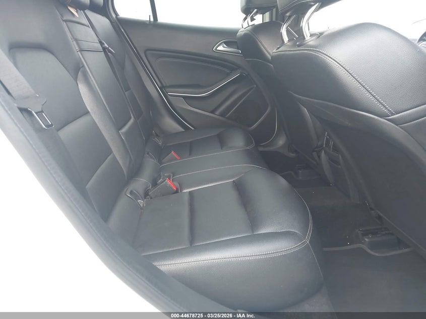 2020 Mercedes-benz Gla-klasse VIN W1NTG4EBXLU040151 IAAI salvage auction — FRONT END, Wait Title, sold $3,800 on 2026-07-31 (photo 8)