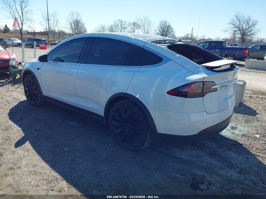2020 Tesla Model x VIN 5YJXCDE24LF300010 IAAI salvage auction — HAIL, Salvage (Illinois), sold $10,300 on 2026-07-09 (photo 3)