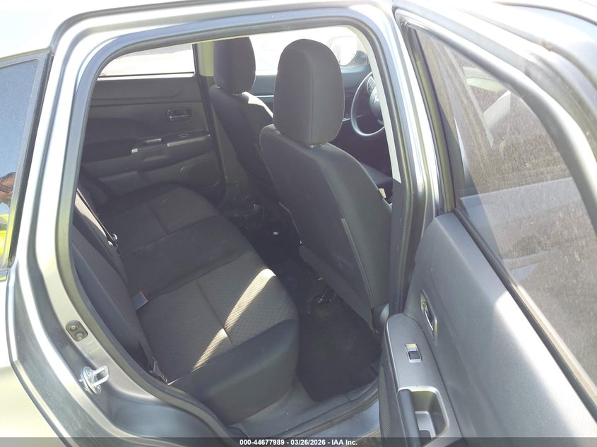2019 Mitsubishi Outlander VIN JA4AP3AU9KU017887 IAAI salvage auction — LEFT SIDE, Wait Title, sold $3,150 on 2026-07-08 (photo 8)