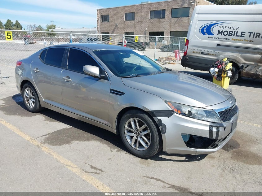2011 Kia Optima VIN KNAGM4A77B5108124 IAAI salvage auction — FRONT END, Salvage (California), sold $275 on 2026-07-20 (photo 1)