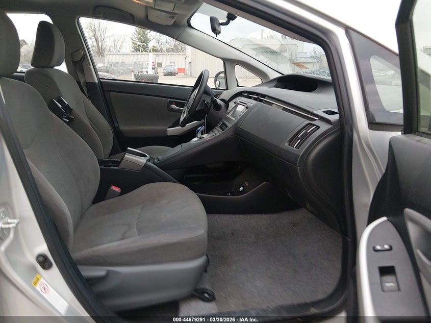 2014 Toyota Prius VIN JTDKN3DU0E0386807 IAAI salvage auction — RIGHT REAR, Salvage (Ohio), sold $1,300 on 2026-07-14 (photo 5)