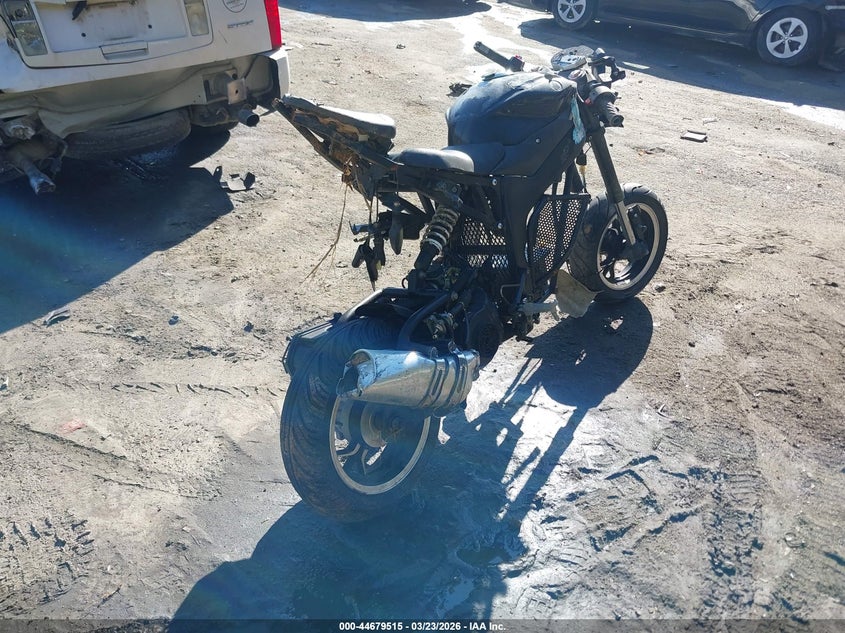 2023 Dusr Moped VIN LXDTCARA8P1042023 IAAI salvage auction — FRONT END, Wait Title, sold $100 on 2026-07-09 (photo 4)