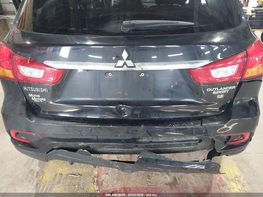 2018 Mitsubishi Outlander VIN JA4AP3AW5JZ036827 IAAI salvage auction — REAR END, Salvage Title, sold $2,050 on 2026-07-18 (photo 6)