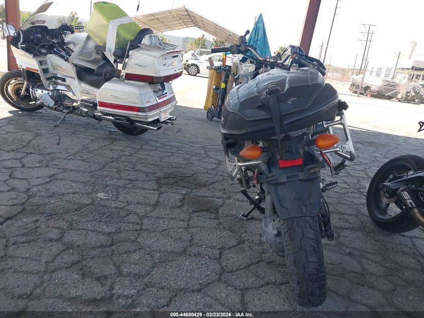 2012 Yamaha Xt VIN JYADP03E0CA000255 IAAI salvage auction — LEFT & RIGHT, Salvage (California), sold $25 on 2026-07-21 (photo 6)