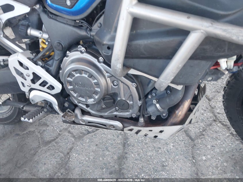 2012 Yamaha Xt VIN JYADP03E0CA000255 IAAI salvage auction — LEFT & RIGHT, Salvage (California), sold $25 on 2026-07-21 (photo 8)