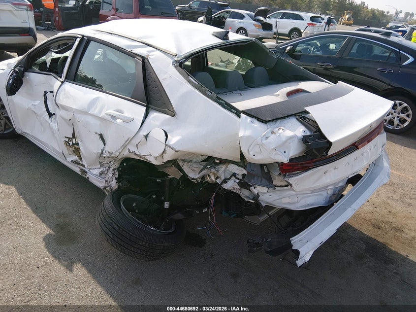 2025 Hyundai Elantra VIN KMHLM4DJ0SU150435 IAAI salvage auction — ROLLOVER, Wait Title, sold $875 on 2026-07-06 (photo 6)