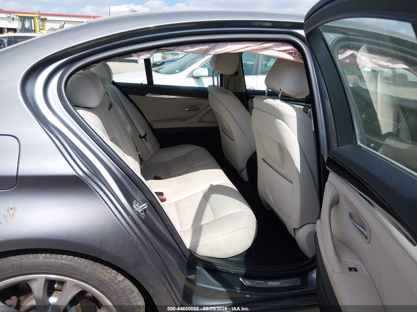 2014 BMW 5er VIN WBA5B1C50ED478851 IAAI salvage auction — FRONT END, Wait Title, sold $650 on 2026-07-28 (photo 8)