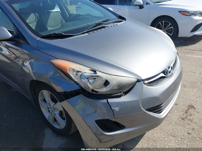 2013 Hyundai Elantra VIN KMHDH4AE2DU572256 IAAI salvage auction — RIGHT FRONT, Salvage Title, sold $1,750 on 2026-07-08 (photo 6)