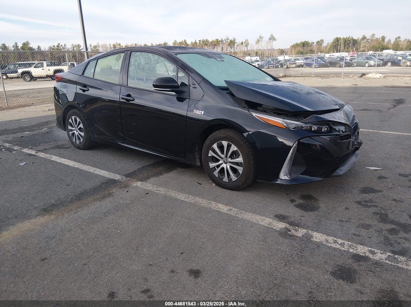 2021 Toyota Prius VIN JTDKAMFP5M3181702 IAAI salvage auction — FRONT END, Wait Title, sold $10,850 on 2026-07-16 (photo 1)