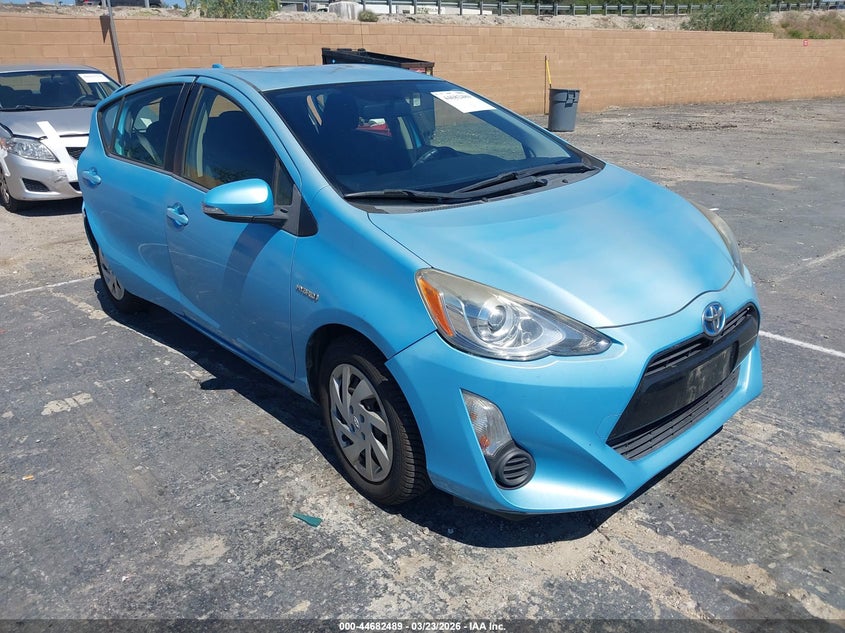 2015 Toyota Prius c VIN JTDKDTB3XF1102480 IAAI salvage auction — REAR END, Salvage (California), sold $1,250 on 2026-07-29 (photo 1)