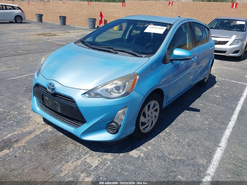 2015 Toyota Prius c VIN JTDKDTB3XF1102480 IAAI salvage auction — REAR END, Salvage (California), sold $1,250 on 2026-07-29 (photo 2)