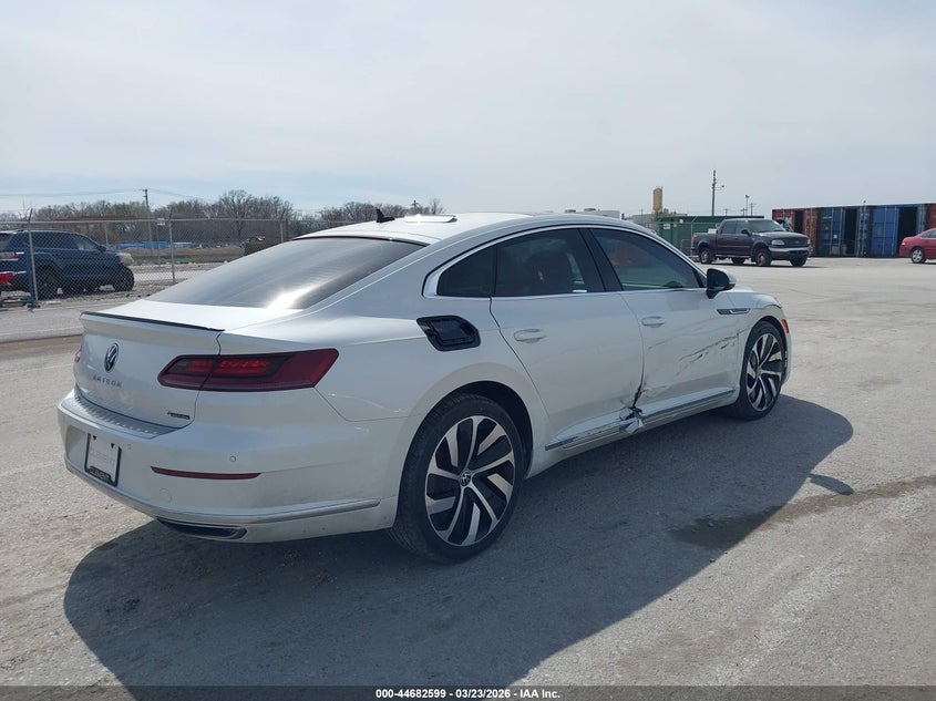2021 Volkswagen Arteon VIN WVWSR7AN0ME009520 IAAI salvage auction — SIDE, Salvage (Illinois), sold $8,300 on 2026-08-08 (photo 4)