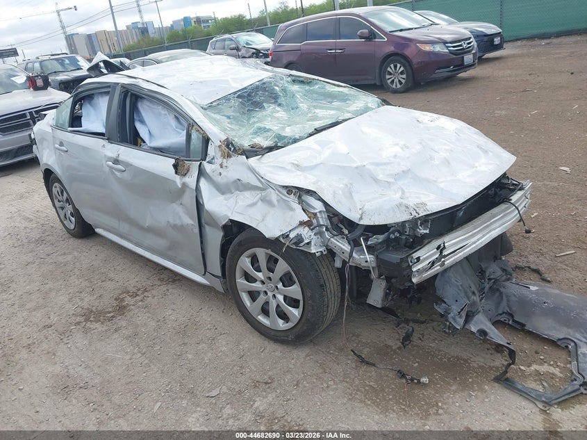 2025 Toyota Corolla VIN 5YFB4MDE3SP279768 IAAI salvage auction — ROLLOVER, Certificate Of Destruction (Florida), sold $1,200 on 2026-07-13 (photo 1)
