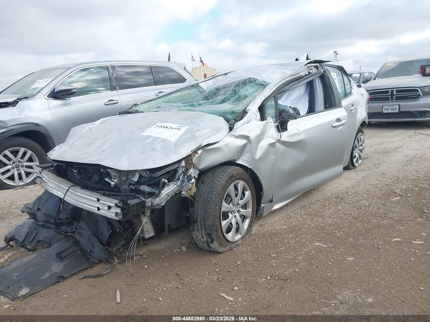 2025 Toyota Corolla VIN 5YFB4MDE3SP279768 IAAI salvage auction — ROLLOVER, Certificate Of Destruction (Florida), sold $1,200 on 2026-07-13 (photo 2)