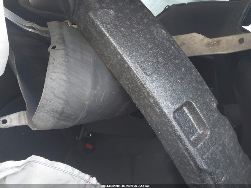 2025 Toyota Corolla VIN 5YFB4MDE3SP279768 IAAI salvage auction — ROLLOVER, Certificate Of Destruction (Florida), sold $1,200 on 2026-07-13 (photo 8)