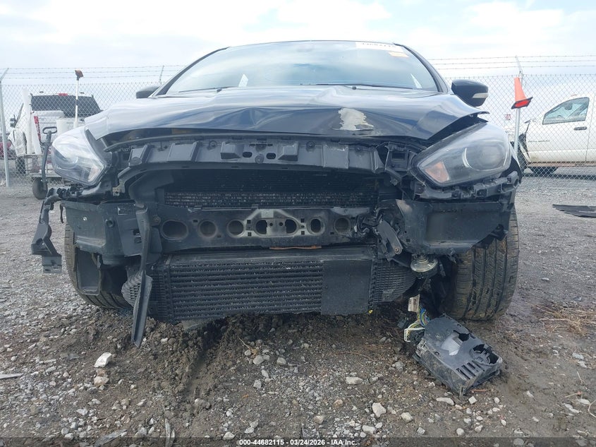 2016 Ford Focus rs VIN WF0DP3TH1G4116601 IAAI salvage auction — FRONT END, Wait Title, sold $3,650 on 2026-07-29 (photo 6)
