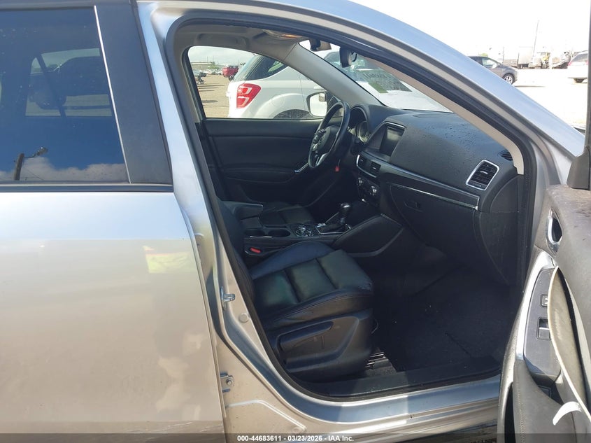 2016 Mazda Cx-5 VIN JM3KE2DY5G0669047 IAAI salvage auction — RIGHT SIDE, Original (Texas), sold $3,700 on 2026-07-15 (photo 5)