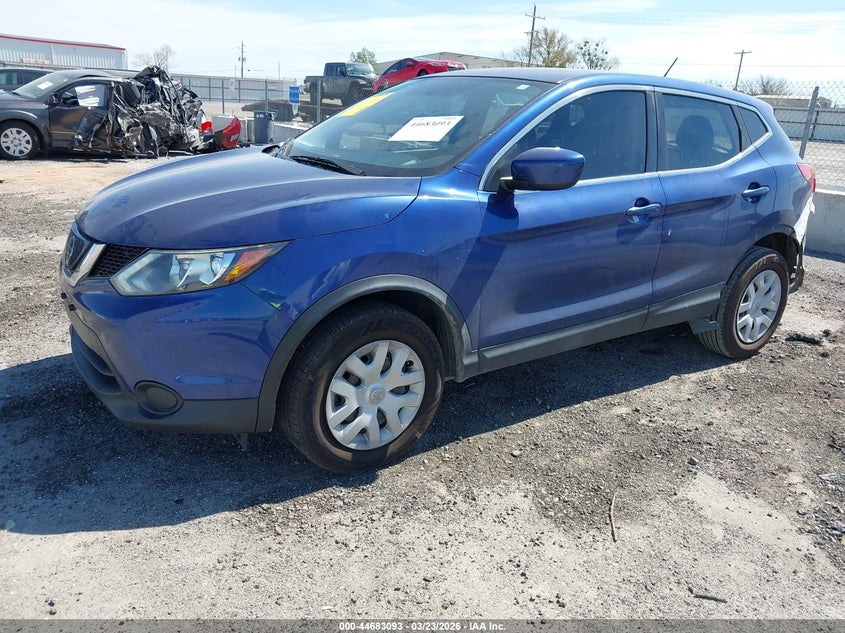 2019 Nissan Rogue VIN JN1BJ1CP4KW211676 IAAI salvage auction — REAR END, Salvage (Oklahoma), sold $1,600 on 2026-07-28 (photo 2)