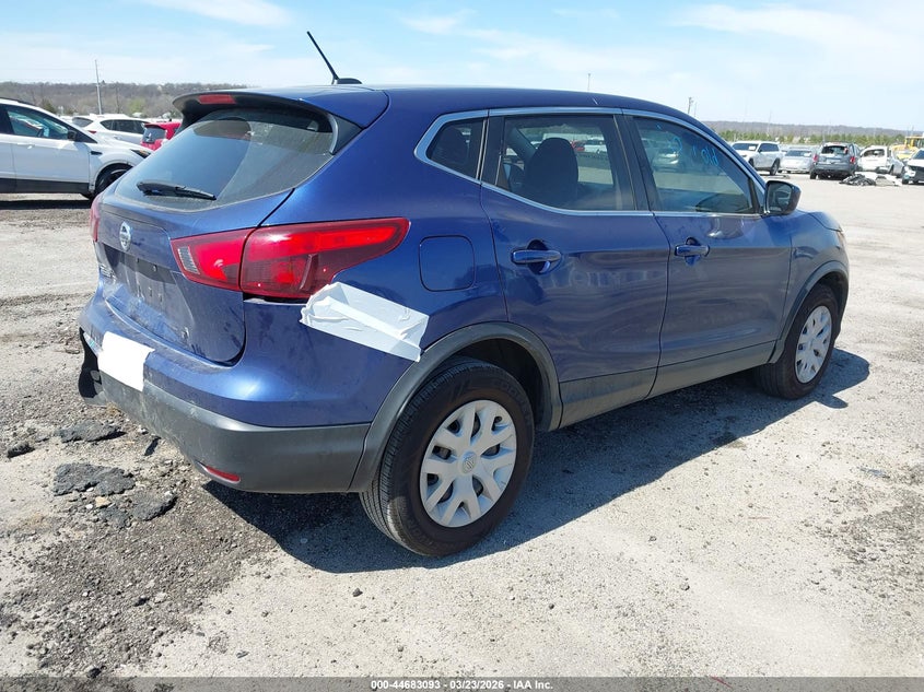 2019 Nissan Rogue VIN JN1BJ1CP4KW211676 IAAI salvage auction — REAR END, Salvage (Oklahoma), sold $1,600 on 2026-07-28 (photo 4)