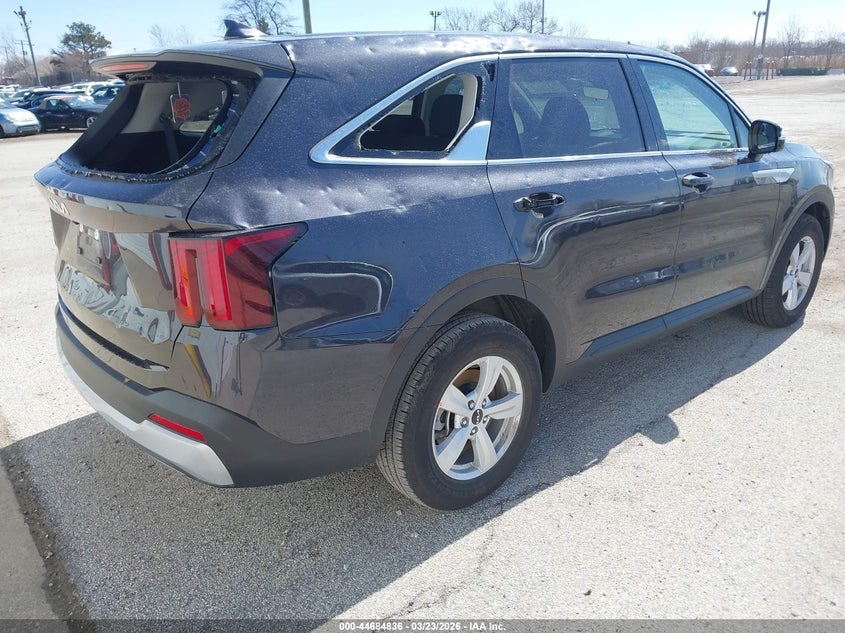 2026 Kia Sorento VIN 5XYRG4JC5TG436683 IAAI salvage auction — HAIL, Salvage (Illinois), sold $12,275 on 2026-07-14 (photo 4)