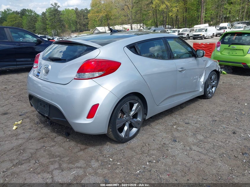 2015 Hyundai Veloster VIN KMHTC6AD9FU240251 IAAI salvage auction — RIGHT FRONT, Salvage (Georgia), sold $1,250 on 2026-07-22 (photo 4)
