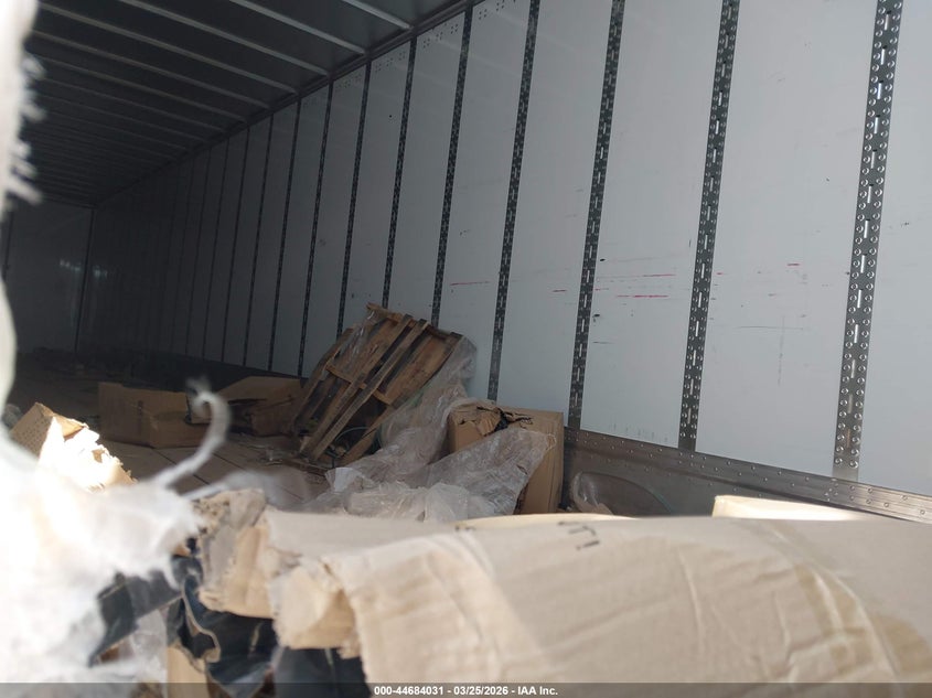 2026 Wabash national corp Unknown VIN 1JJV532D4TL669228 IAAI salvage auction — Unknown, Salvage (Texas), sold $7,300 on 2026-08-12 (photo 5)