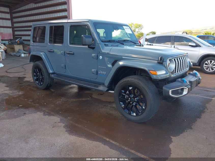 2024 Jeep Grand wagoneer VIN 1C4RJXP65RW155032 — IAAI salvage auction photo