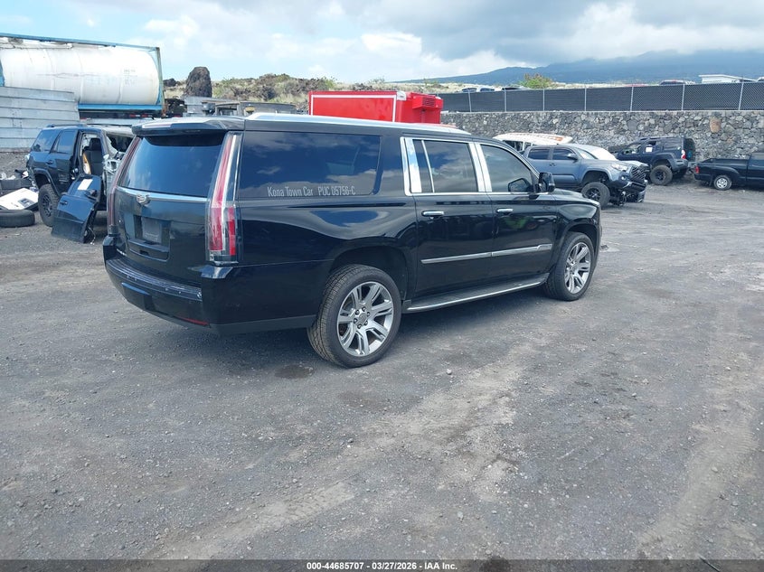 2017 Cadillac Escalade VIN 1GYS3GKJ6HR160299 IAAI salvage auction — WATER/FLOOD, Bill Of Sale (Hawaii), sold $2,150 on 2026-07-21 (photo 4)