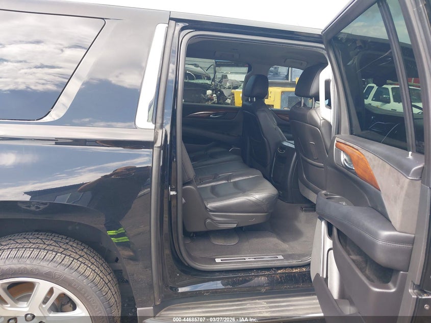 2017 Cadillac Escalade VIN 1GYS3GKJ6HR160299 IAAI salvage auction — WATER/FLOOD, Bill Of Sale (Hawaii), sold $2,150 on 2026-07-21 (photo 8)