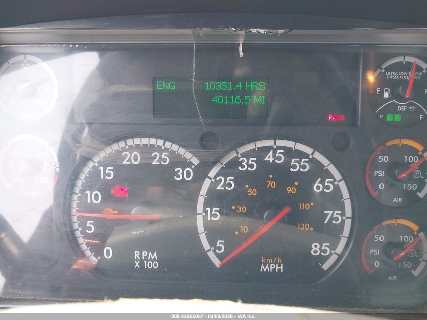 2017 Freightliner 108sd VIN 1FVAG0CY1HHHW4266 IAAI salvage auction — SIDE, Clear (Indiana), sold $1,550 on 2026-07-29 (photo 5)