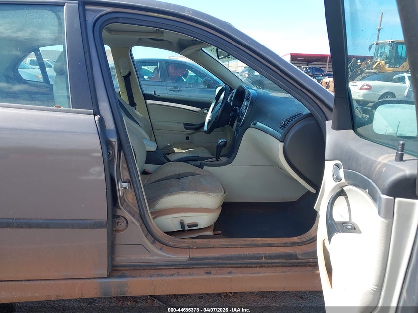 2007 Saab 9-3 VIN YS3FH41U771011196 IAAI salvage auction — WATER/FLOOD, Bill Of Sale (Hawaii), sold $50 on 2026-08-18 (photo 5)
