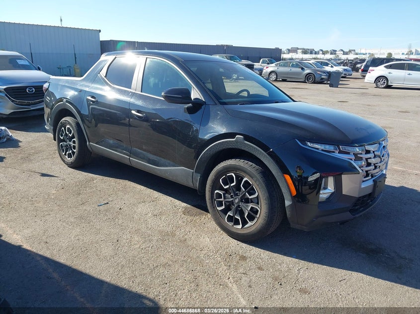 2022 Hyundai Santa cruz VIN 5NTJBDAE7NH031600 IAAI salvage auction — LEFT SIDE, Wait Title, sold $6,000 on 2026-07-13 (photo 1)