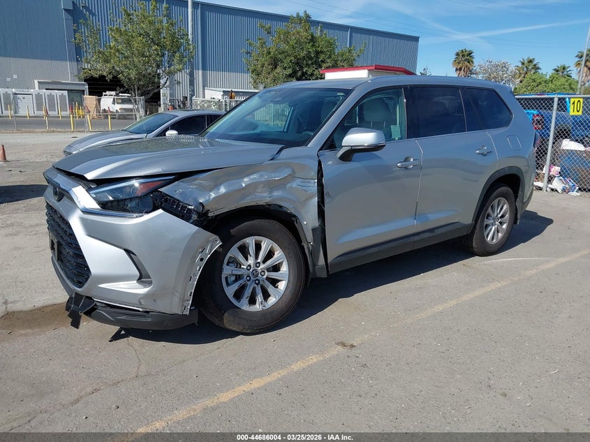 2025 Toyota Highlander VIN 5TDACAB51SS035494 IAAI salvage auction — LEFT FRONT, Wait Title, sold $23,200 on 2026-07-06 (photo 2)