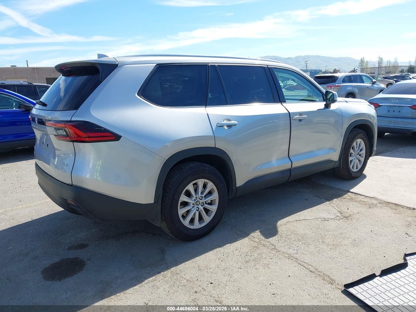2025 Toyota Highlander VIN 5TDACAB51SS035494 IAAI salvage auction — LEFT FRONT, Wait Title, sold $23,200 on 2026-07-06 (photo 4)