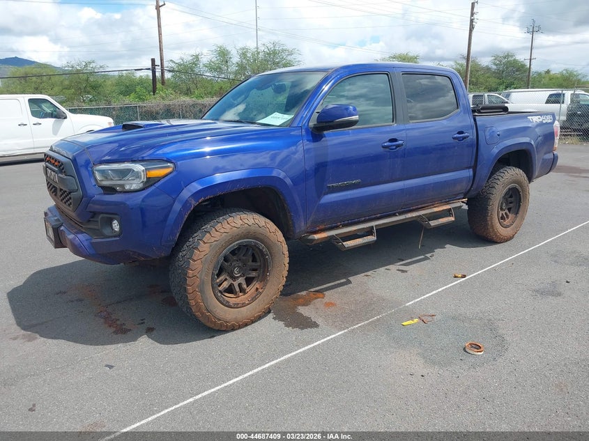 2023 Toyota Tacoma VIN 3TYCZ5AN5PT140678 IAAI salvage auction — WATER/FLOOD, Salvage (Hawaii), sold $7,825 on 2026-08-25 (photo 2)
