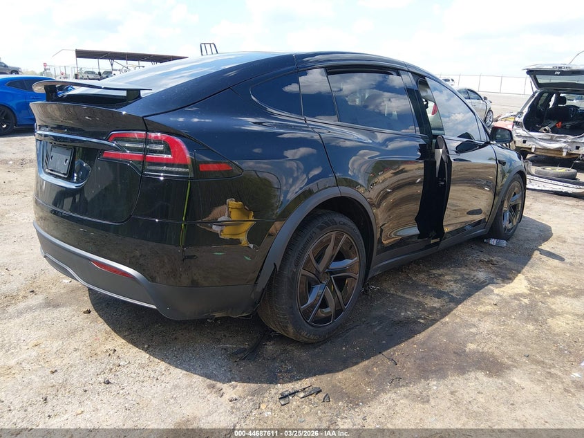 2026 Tesla Model x VIN 7SAXCDE57TF480032 — IAAI salvage auction photo