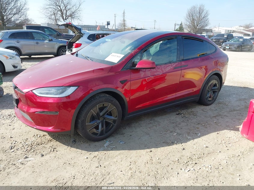2026 Tesla Model x VIN 7SAXCBE53TF473535 IAAI salvage auction — RIGHT SIDE, Salvage (Illinois), sold $25,000 on 2026-07-07 (photo 2)
