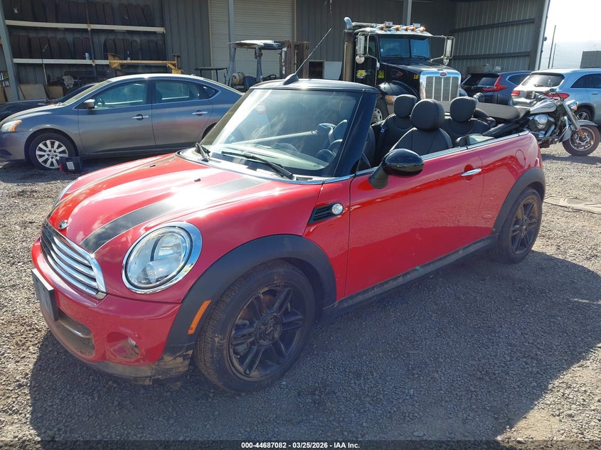 2013 Mini Convertible VIN WMWZN3C50DT568672 IAAI salvage auction — WATER/FLOOD, Bill Of Sale (Hawaii), sold $25 on 2026-08-25 (photo 2)