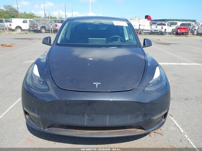 2024 Tesla Model y VIN 7SAYGAEE9RF118803 IAAI salvage auction — WATER/FLOOD, Bill Of Sale (Hawaii), sold $2,950 on 2026-07-30 (photo 6)