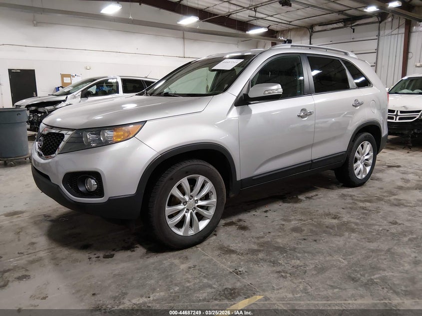2011 Kia Sorento VIN 5XYKU4A26BG185902 IAAI salvage auction — FRONT END, Salvage (Iowa), sold $1,650 on 2026-07-10 (photo 2)