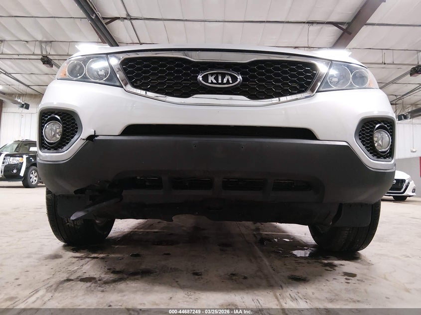 2011 Kia Sorento VIN 5XYKU4A26BG185902 IAAI salvage auction — FRONT END, Salvage (Iowa), sold $1,650 on 2026-07-10 (photo 6)