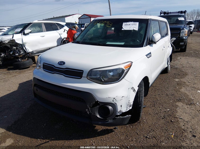 2018 Kia Soul VIN KNDJN2A2XJ7560585 IAAI salvage auction — LEFT & RIGHT, Wait Title, sold $875 on 2026-07-08 (photo 2)