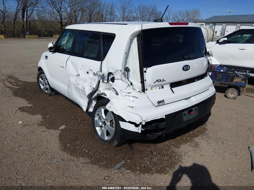 2018 Kia Soul VIN KNDJN2A2XJ7560585 IAAI salvage auction — LEFT & RIGHT, Wait Title, sold $875 on 2026-07-08 (photo 3)