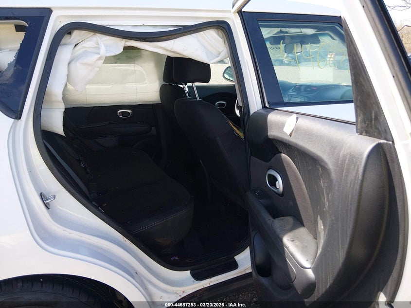 2018 Kia Soul VIN KNDJN2A2XJ7560585 IAAI salvage auction — LEFT & RIGHT, Wait Title, sold $875 on 2026-07-08 (photo 8)