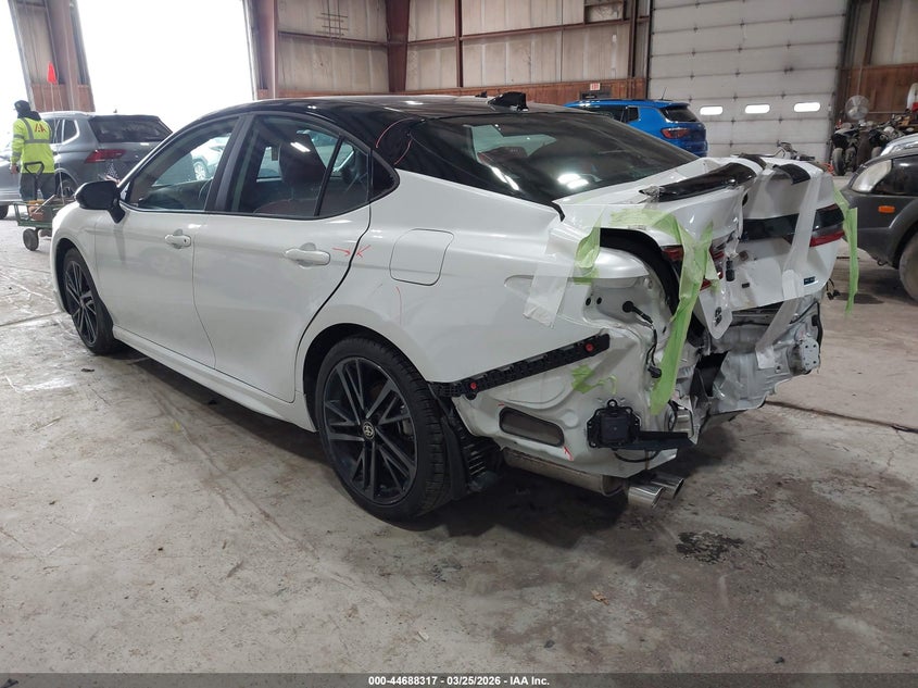 2025 Toyota Camry VIN 4T1DBADK7SU017494 IAAI salvage auction — REAR END, Salvage (Indiana), sold $10,200 on 2026-07-29 (photo 3)