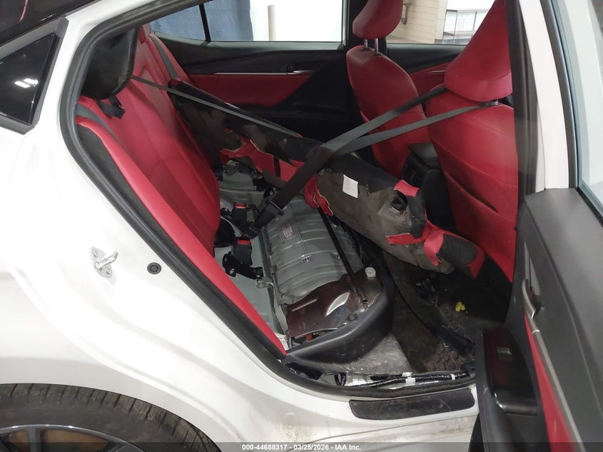 2025 Toyota Camry VIN 4T1DBADK7SU017494 IAAI salvage auction — REAR END, Salvage (Indiana), sold $10,200 on 2026-07-29 (photo 8)