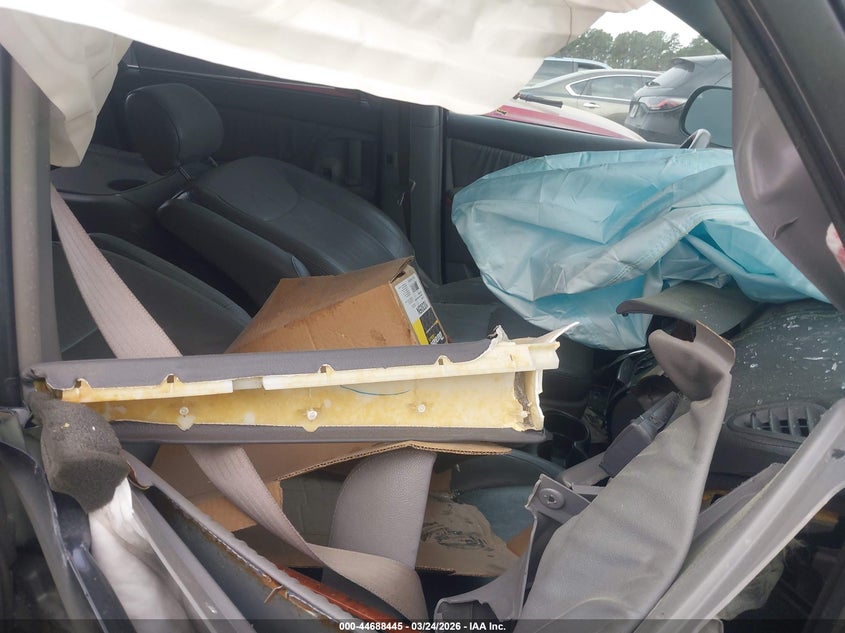 2008 Toyota Sienna VIN 5TDZK22C68S166083 IAAI salvage auction — RIGHT SIDE, Salvage (Georgia), sold $800 on 2026-07-07 (photo 5)