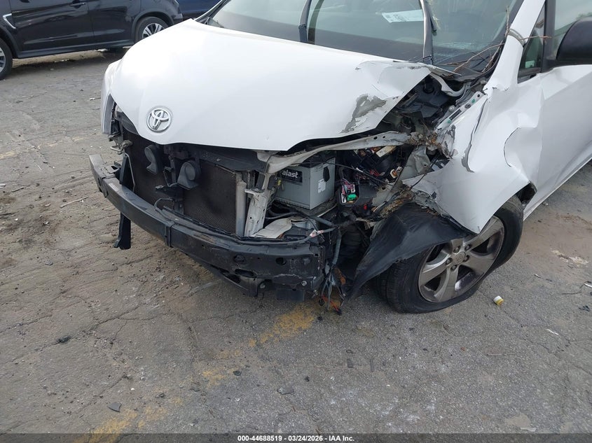 2015 Toyota Sienna VIN 5TDZK3DC2FS600838 IAAI salvage auction — FRONT END, Salvage (Georgia), sold $1,225 on 2026-07-08 (photo 6)